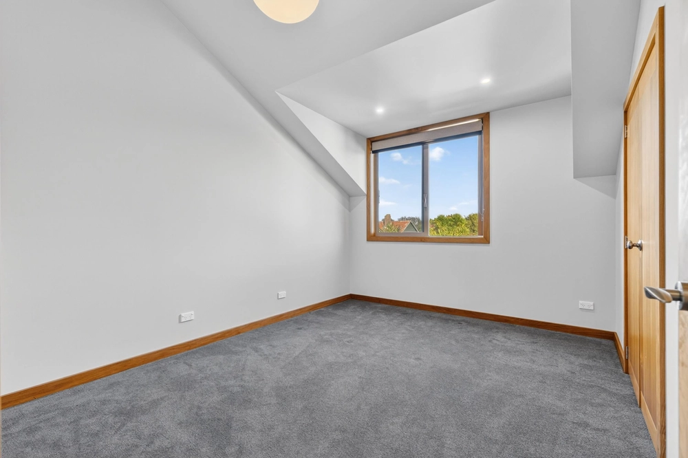 Photos of 104 Clarence Street
