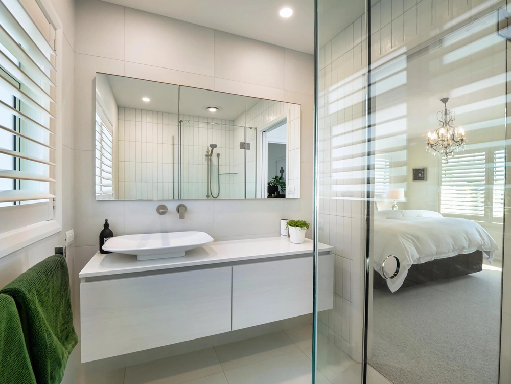 Photos of 35E Oceanbeach Road