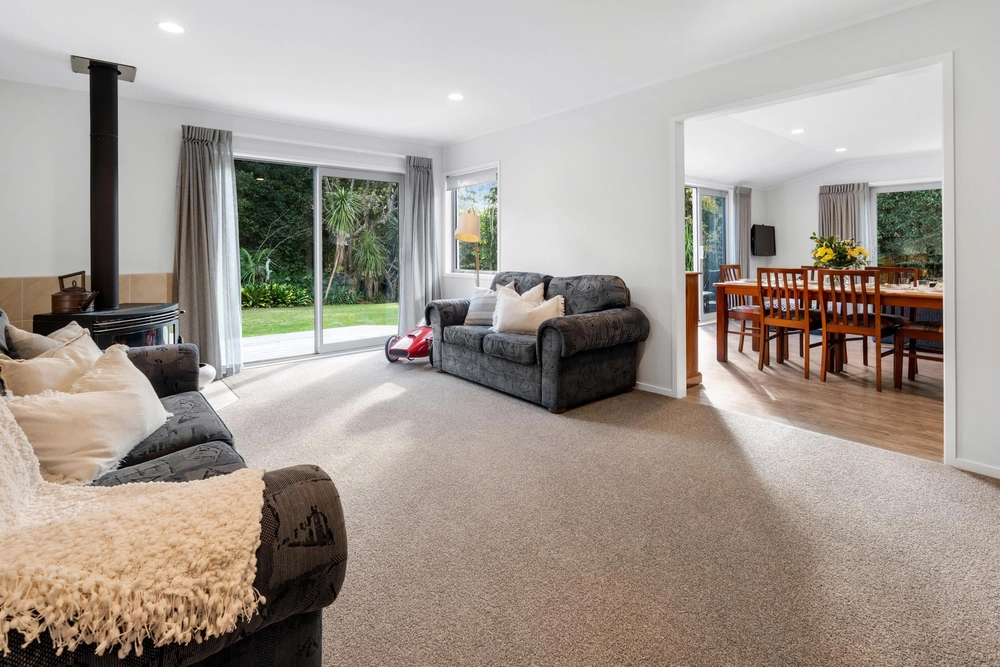 Photos of 12 Camwell Close