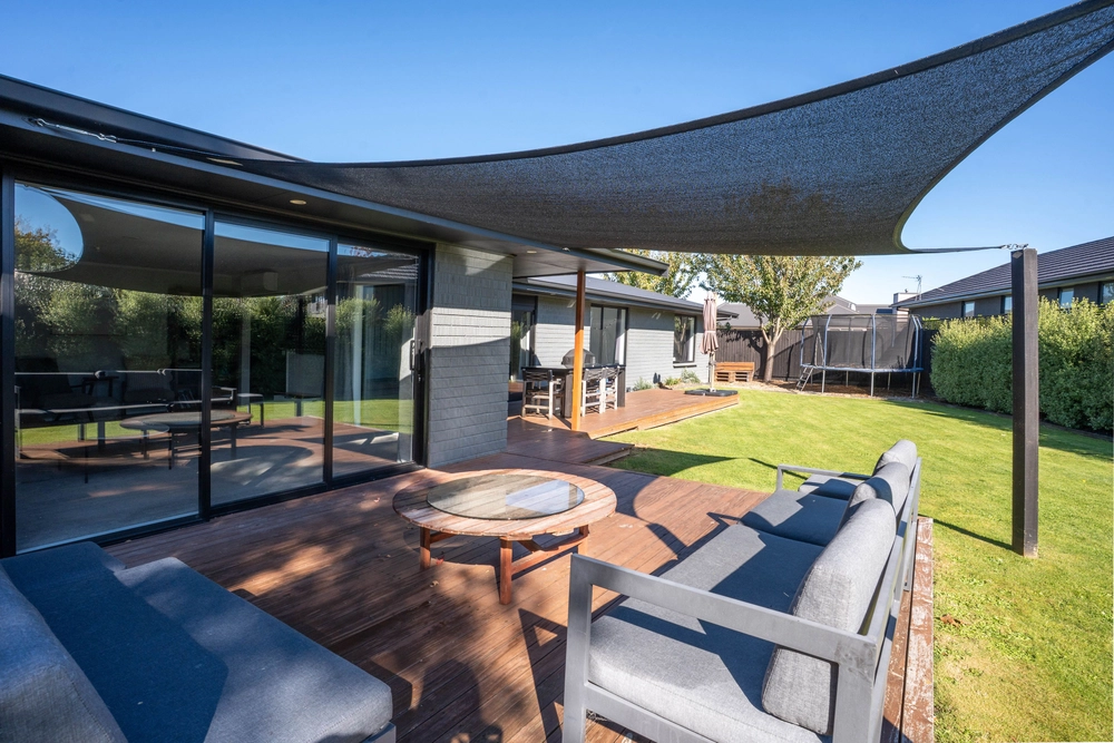 Photos of 586 Trents Road