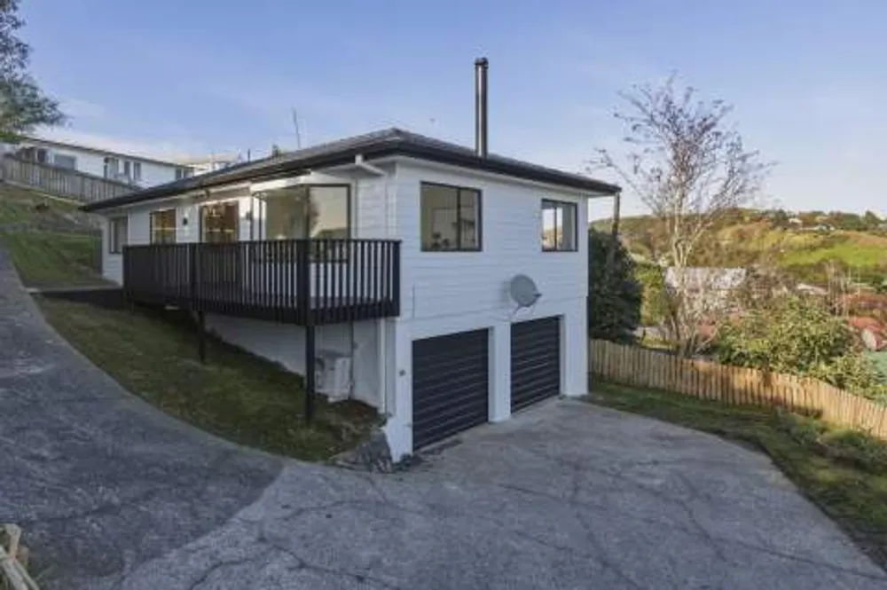 Photos of 14 Pelorus Street