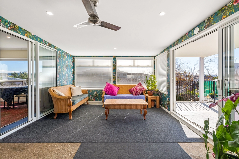 Photos of 11 Sullivan Avenue
