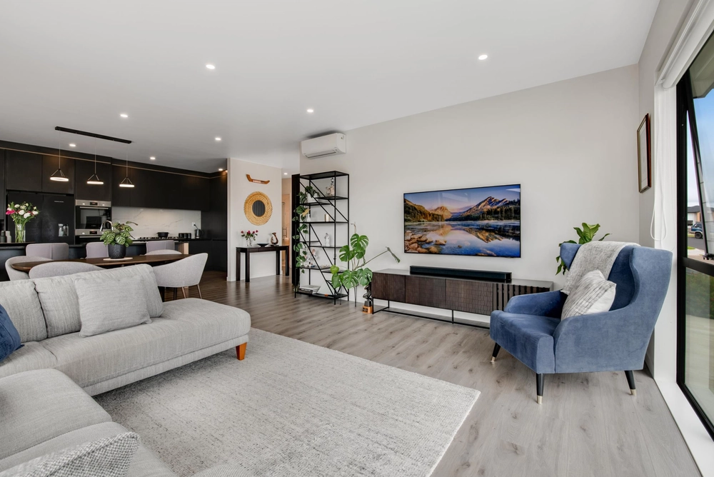 Photos of 22 Takurua Terrace