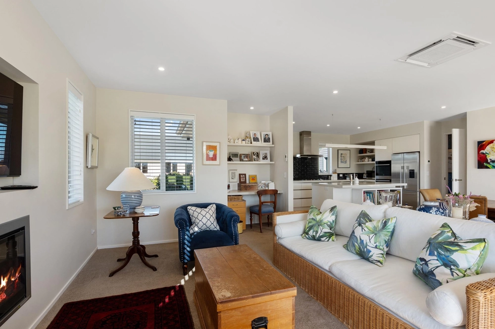 Photos of 695 McLaughlins Road