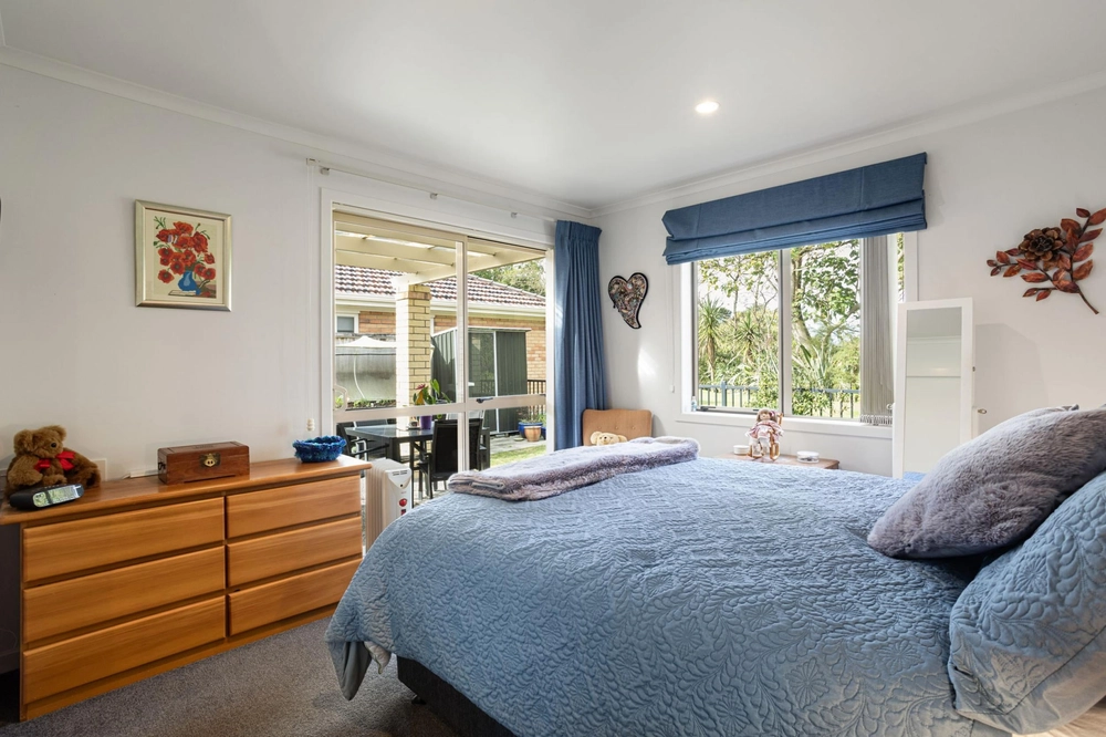 Photos of 55 Sovereign Isle Lane