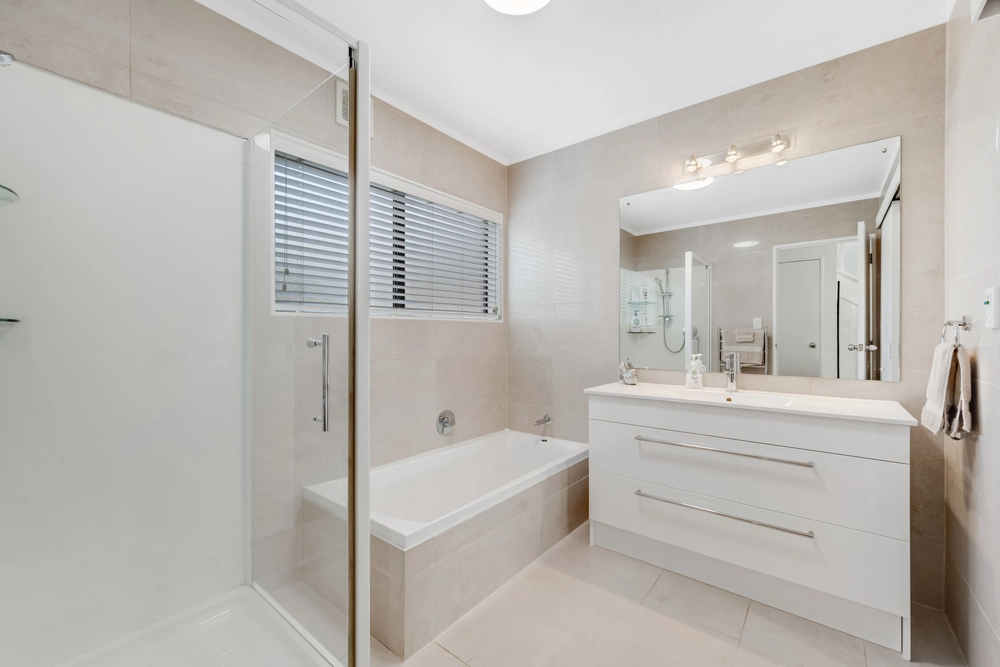 Photos of 9A Nicholas Road