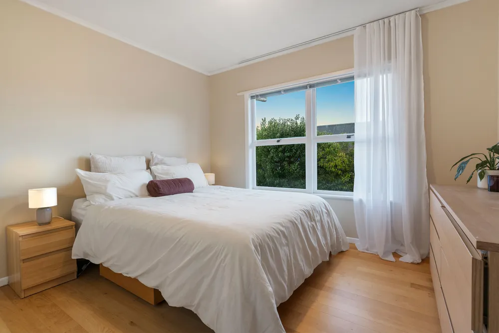Photos of 2/4 Penzance Road
