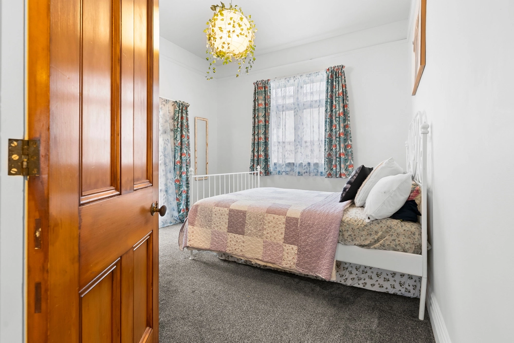 Photos of 127 Tancred Street