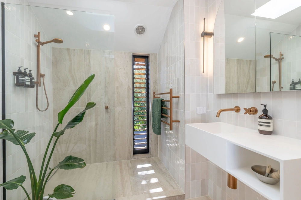 Photos of 18 Mostyn Street