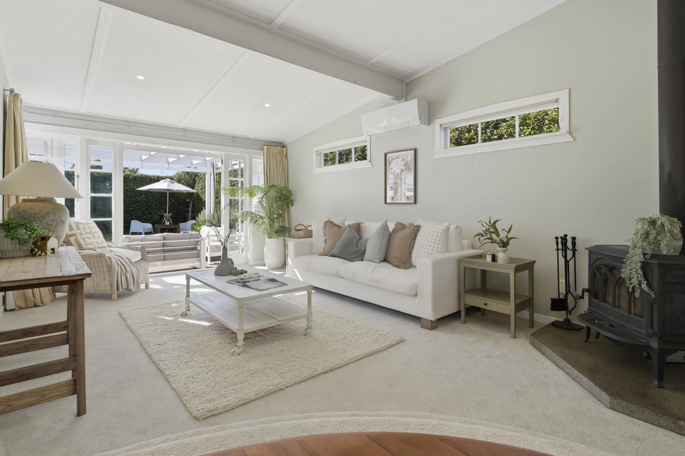 Photos of 9 Fourteenth Avenue