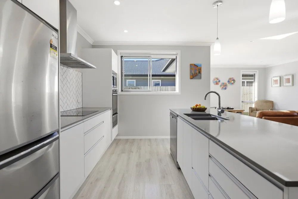 Photos of 6 Cassinia Close
