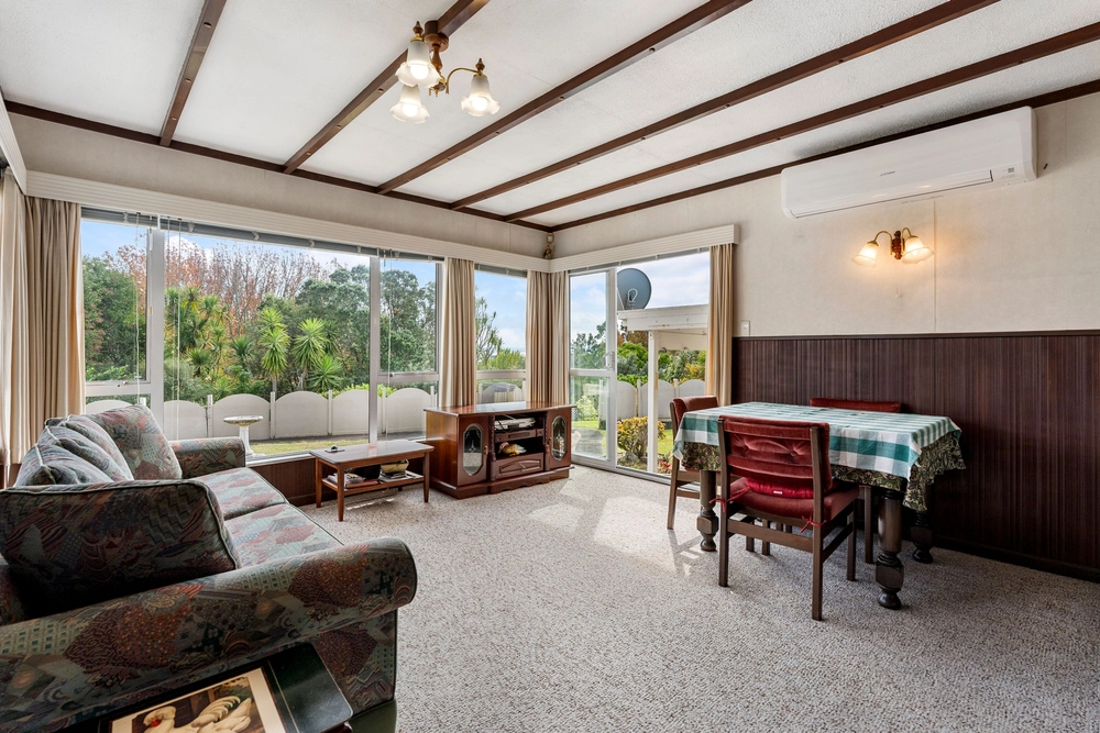 Photos of 12 Howlett Street