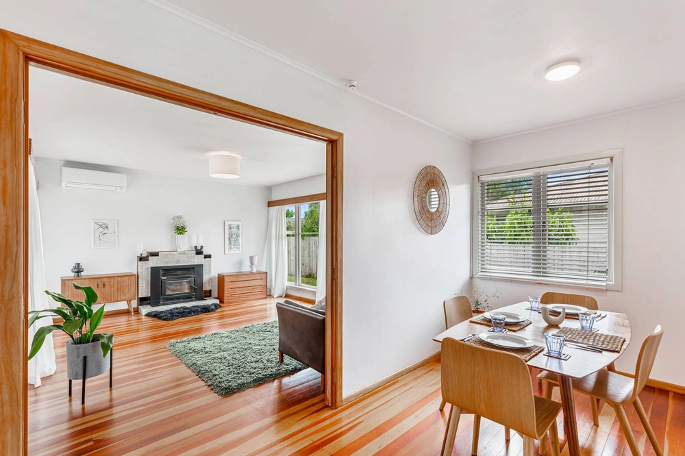 Photos of 16 ward crescent te