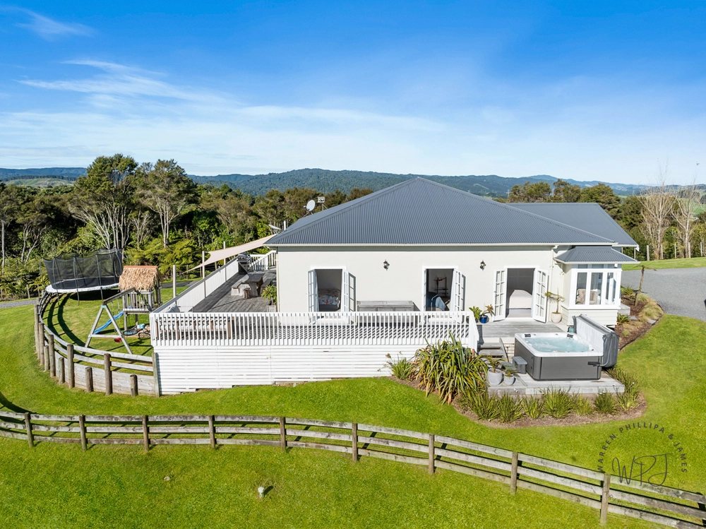 Photos of 102E McGregor Road