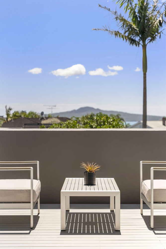Photos of 8 Rawhitiroa Road
