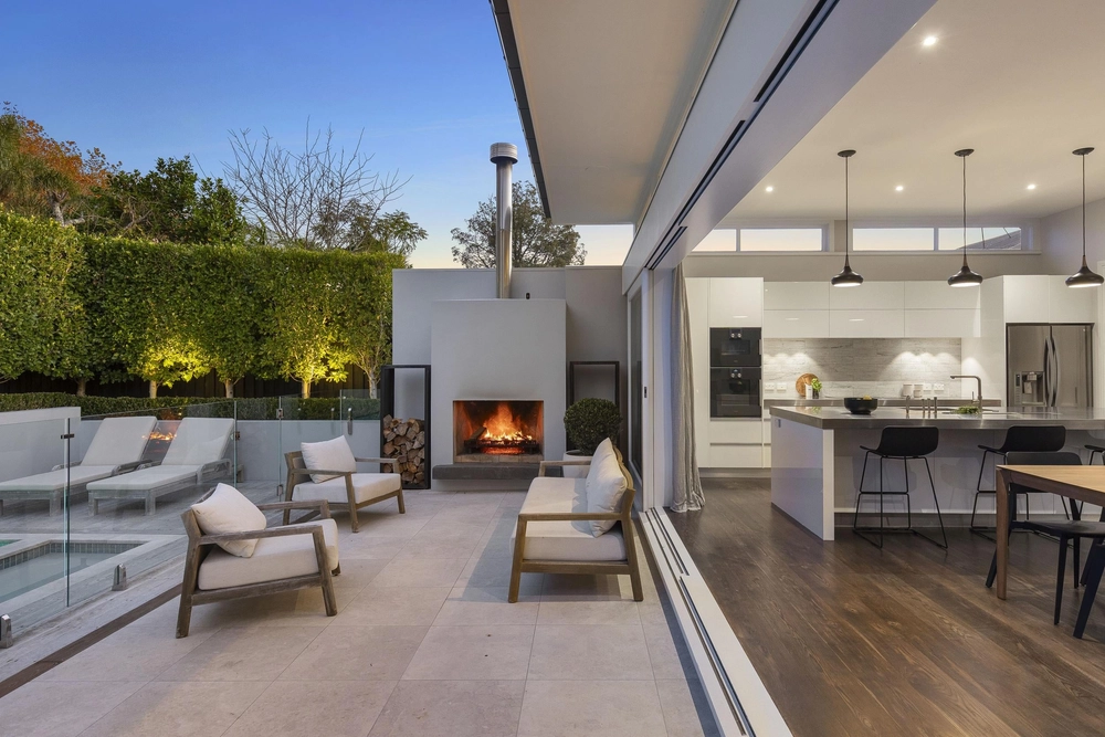 Photos of 16 Wilton Street