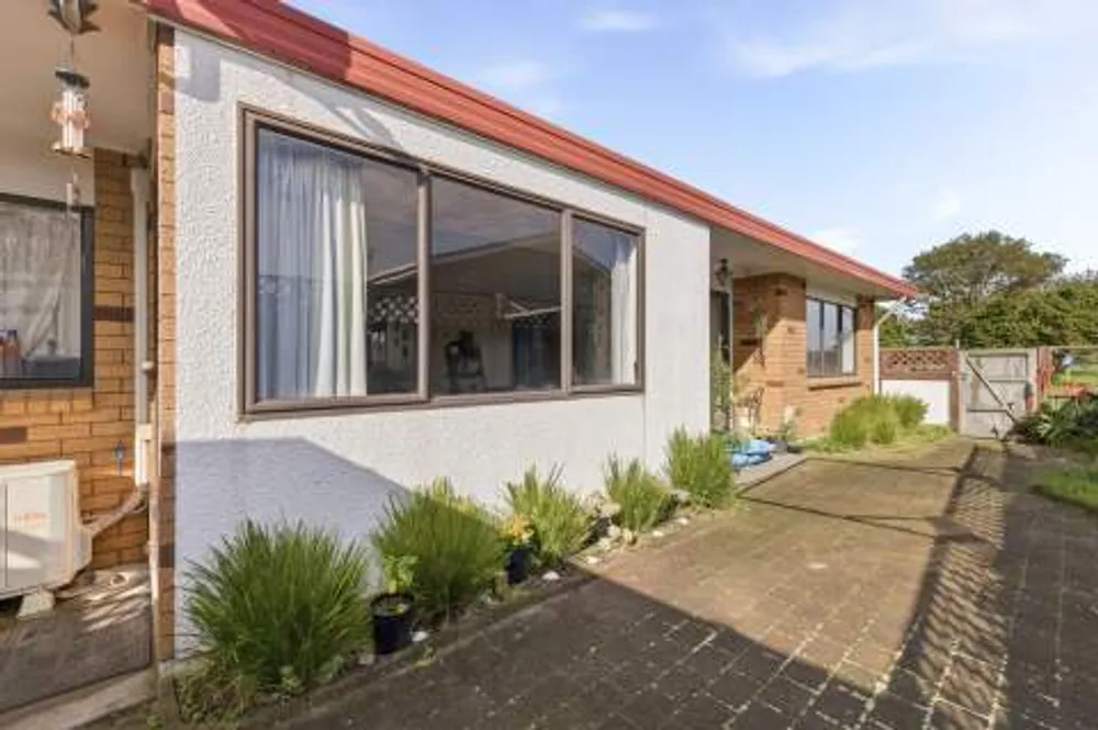 Photos of 41A Grenada Street
