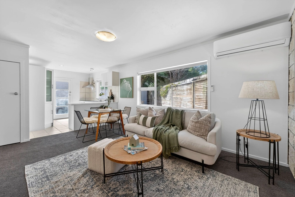 Photos of 9/19 Selwyn Road