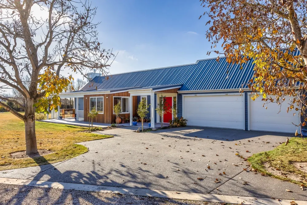 Photos of 134 Cullen Avenue