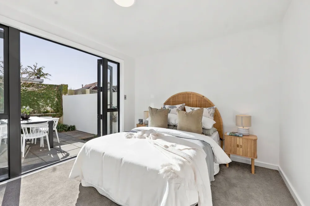 Photos of 39B St Stephens Avenue