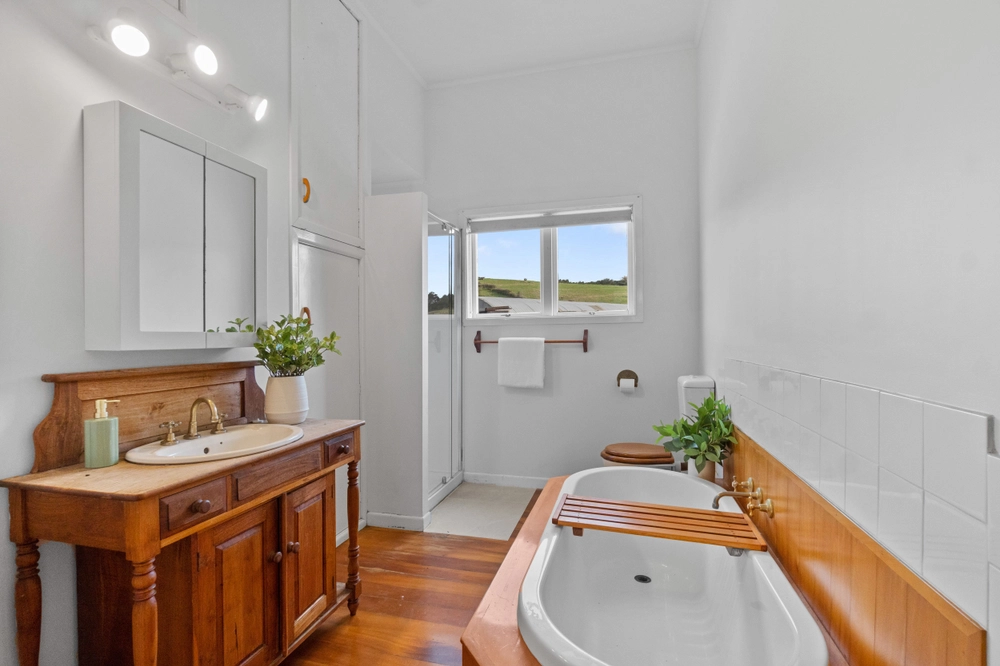 Photos of 119 Ingram Road