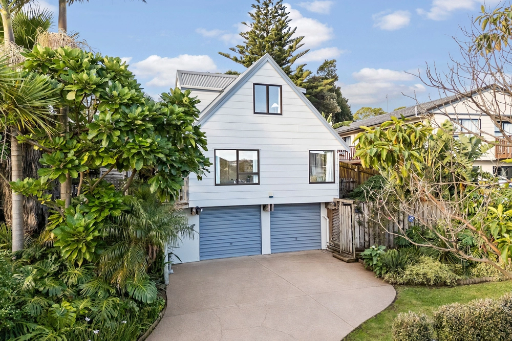 Photos of 5 Newport Place
