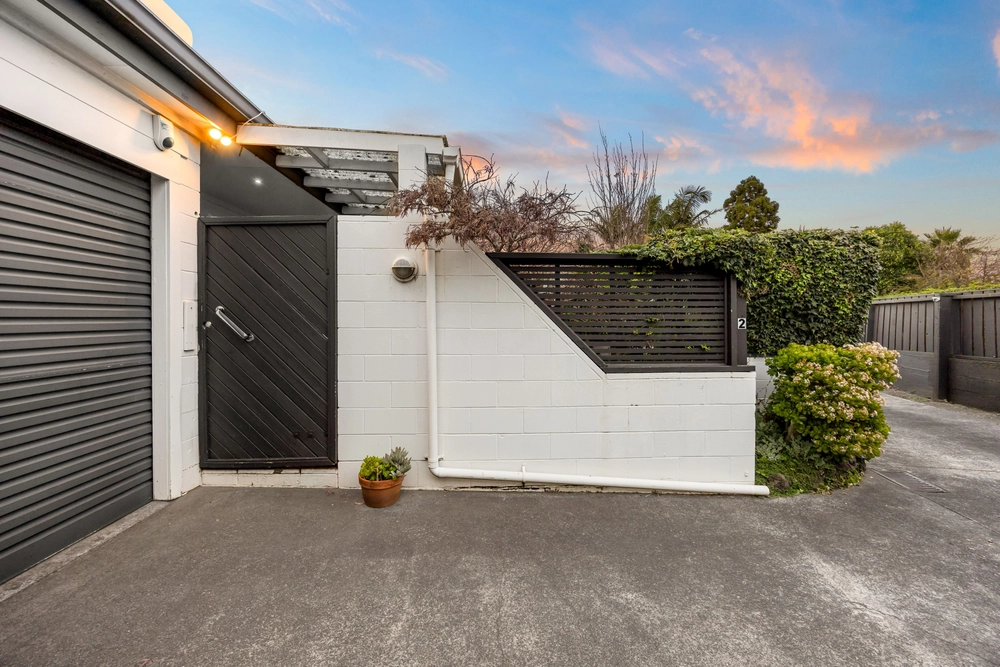 Photos of 2/22 Harding Avenue