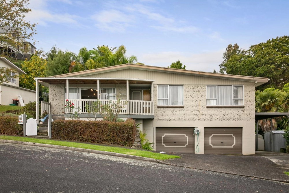 Photos of 102 Marie Place