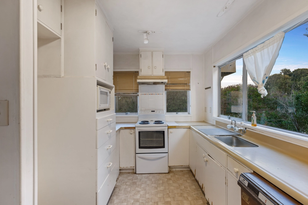 Photos of 273A Royal Road