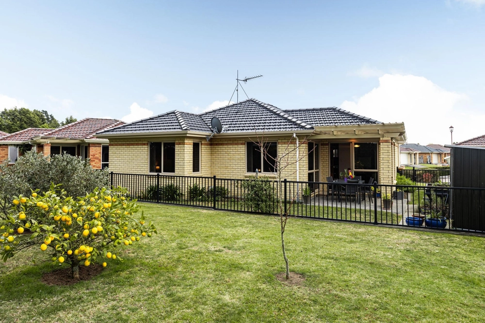 Photos of 55 Sovereign Isle Lane