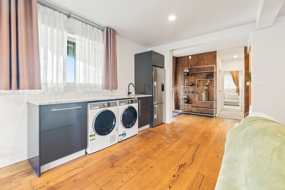 Photos of 32 Joyces Road