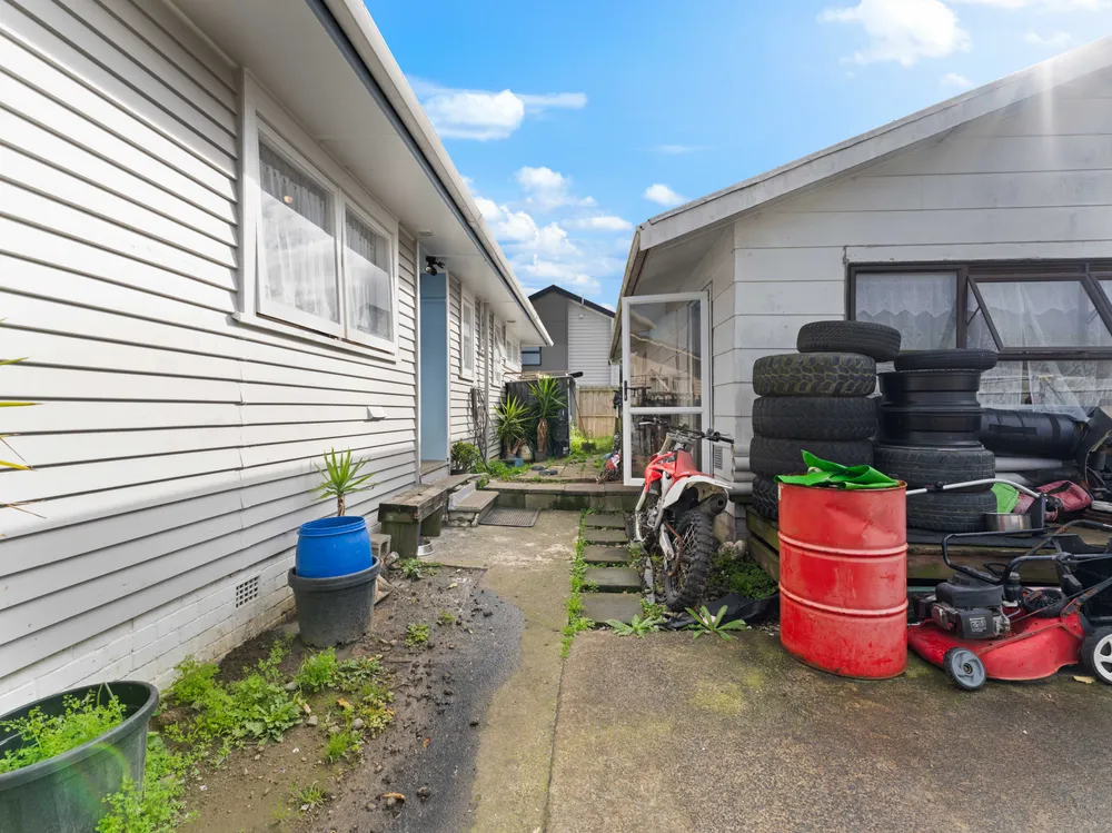 Photos of 11 Winsford Street