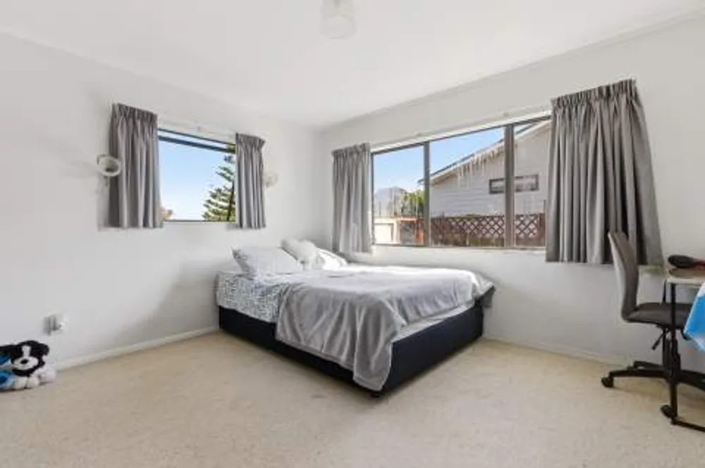 Photos of 41A Grenada Street