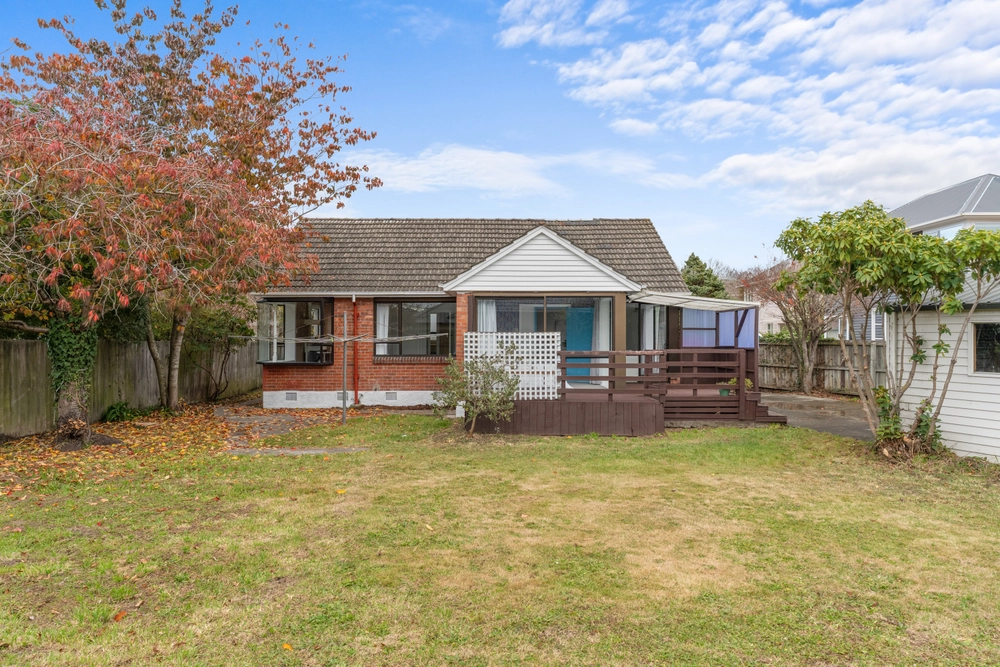 Photos of 6 Lyall Place