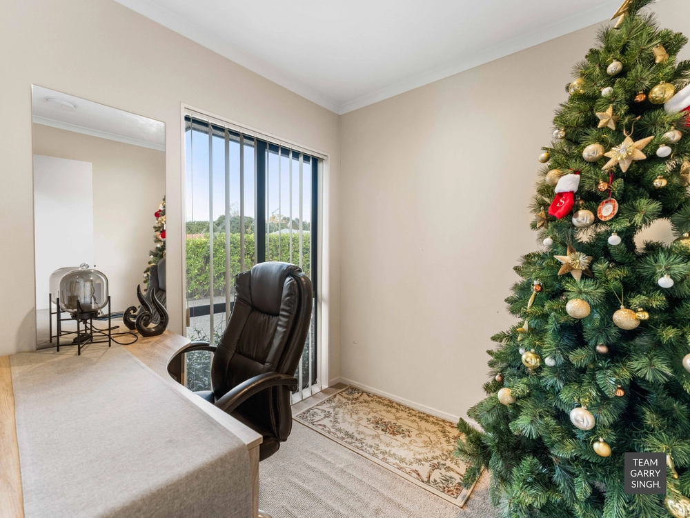 Photos of 12 Rushbury Place