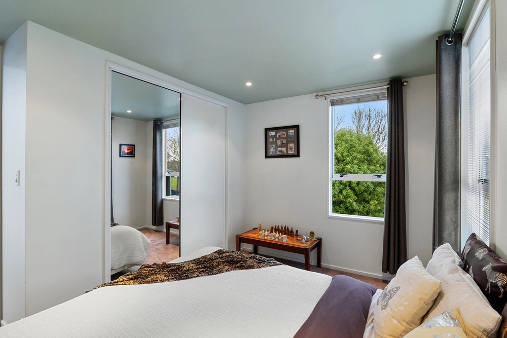 Photos of 74 Regency Crescent