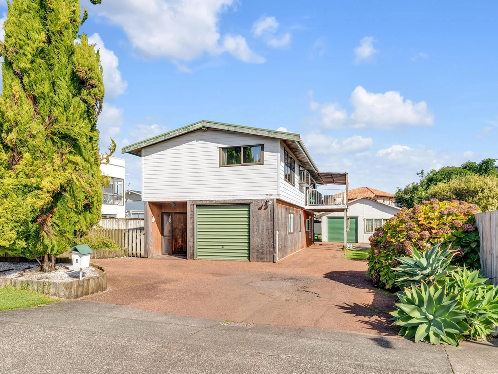 Photos of 3 Hattaway Avenue