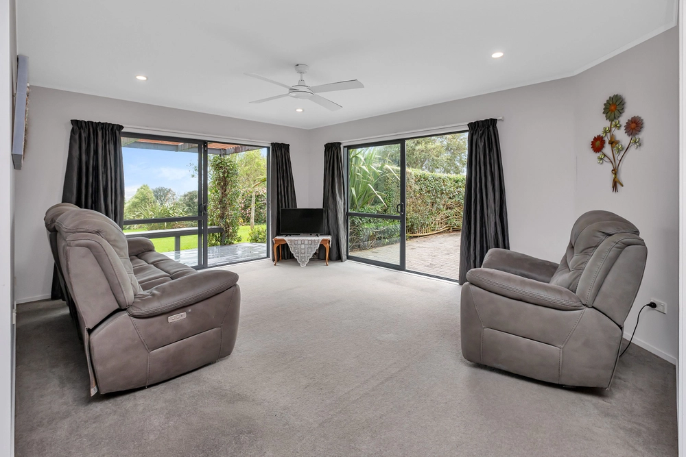 Photos of 431 Apotu Road