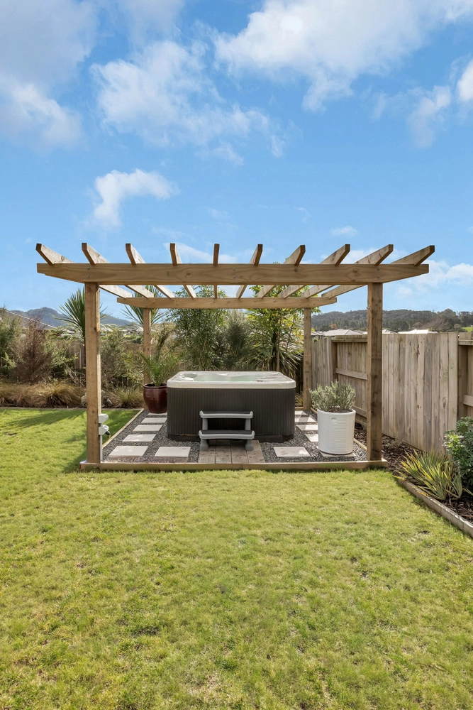 Photos of 128 Wairau Drive