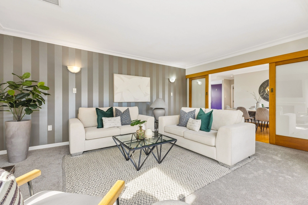 Photos of 69A Howe Street