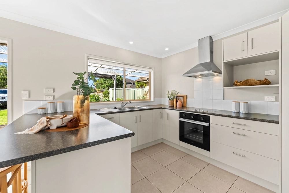 Photos of 6 Ngatiti Place