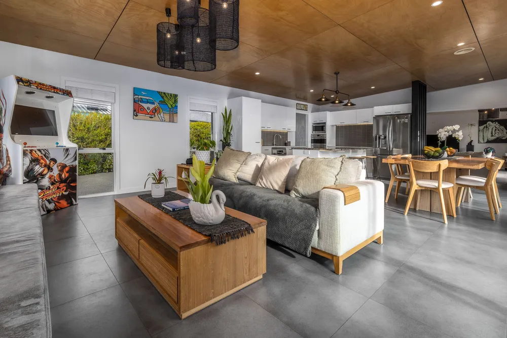 Photos of 39 Waipunahau Road