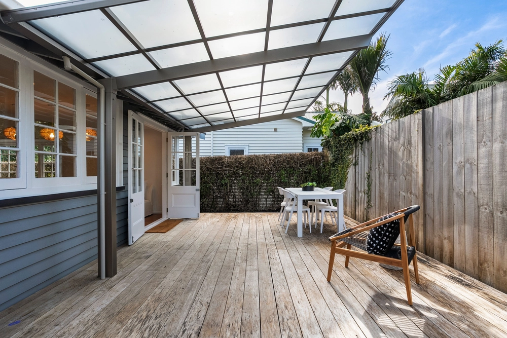 Photos of 1 Rhodes Avenue