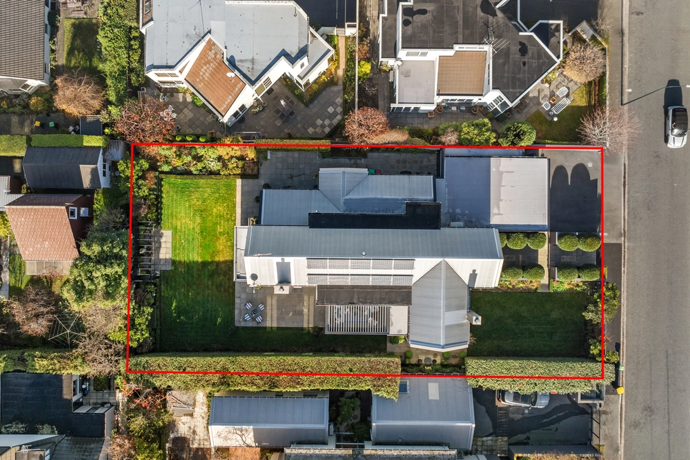 Photos of 20 Thornycroft Street