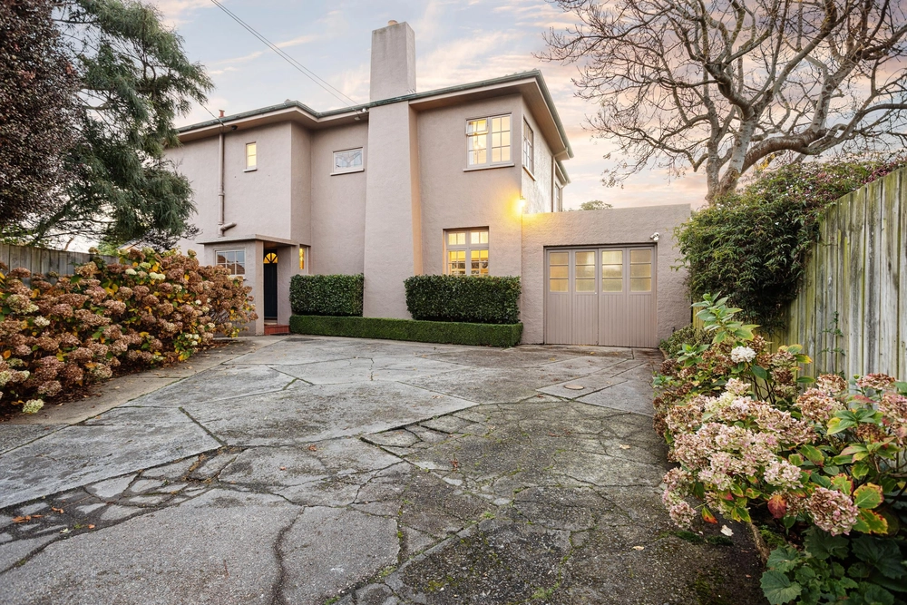 Photos of 8 Neidpath Road