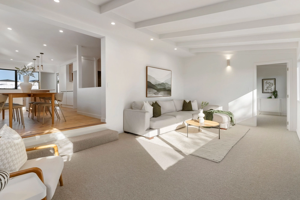 Photos of 583 East Coast Road
