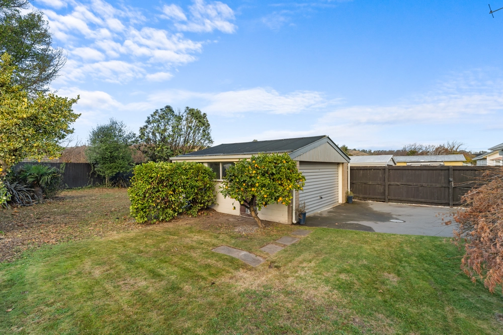 Photos of 105 Kennedys Bush Road