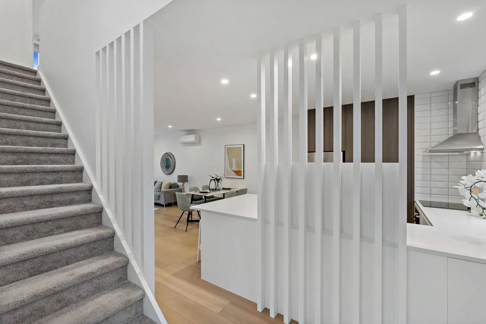 Photos of 17C Holland Avenue
