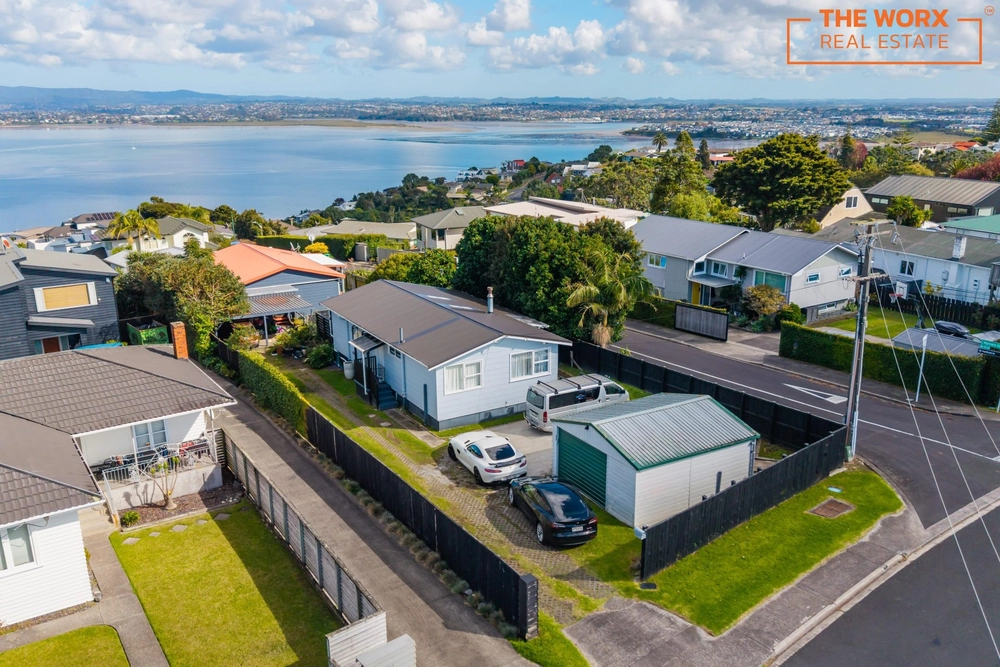 Photos of 150 Rangatira Road