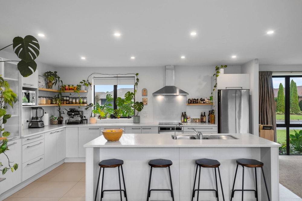 Photos of 11 Oakwood Way